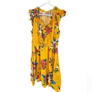 Size medium Old Navy yellow dress with flowers